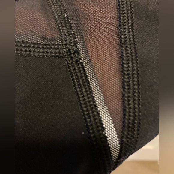 Lululemon Mesh Leggings - Picture 5 of 7